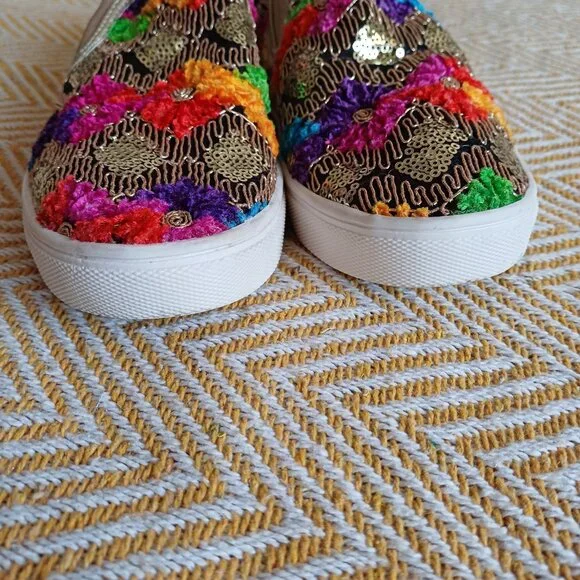 Stunning Wanted Renoir Colorful Embroidered Sequins Slip On Shoes Size 7 - Picture 6 of 11
